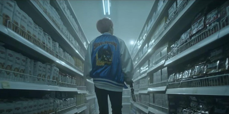 K-pop суперзвезды Exo выпускают музыкальное видео «Lightsaber» по лицензии «Звездных войн» 