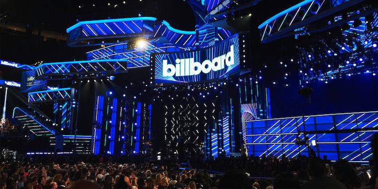 Как транслировать Billboard Music Awards 2019 бесплатно 
